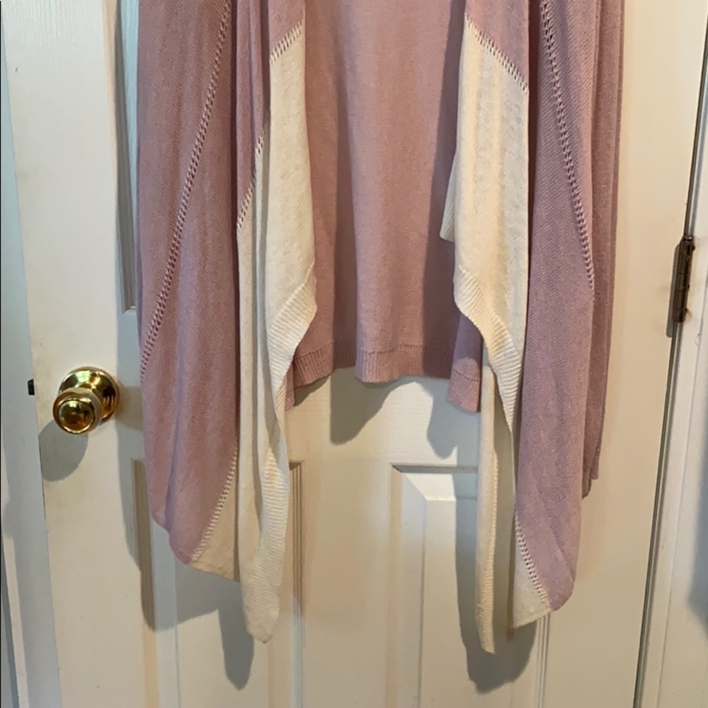 Cardigan - Picture 2 of 6
